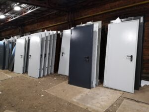 Купить нестандартную входную стальную дверь 2300 мм высотой